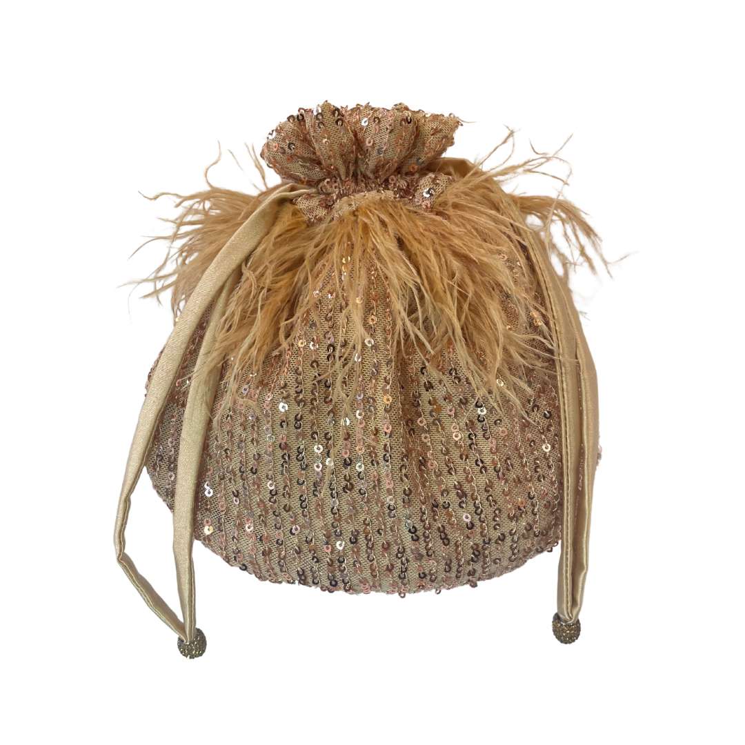Borsetta da donna elegante di colore beige con strass