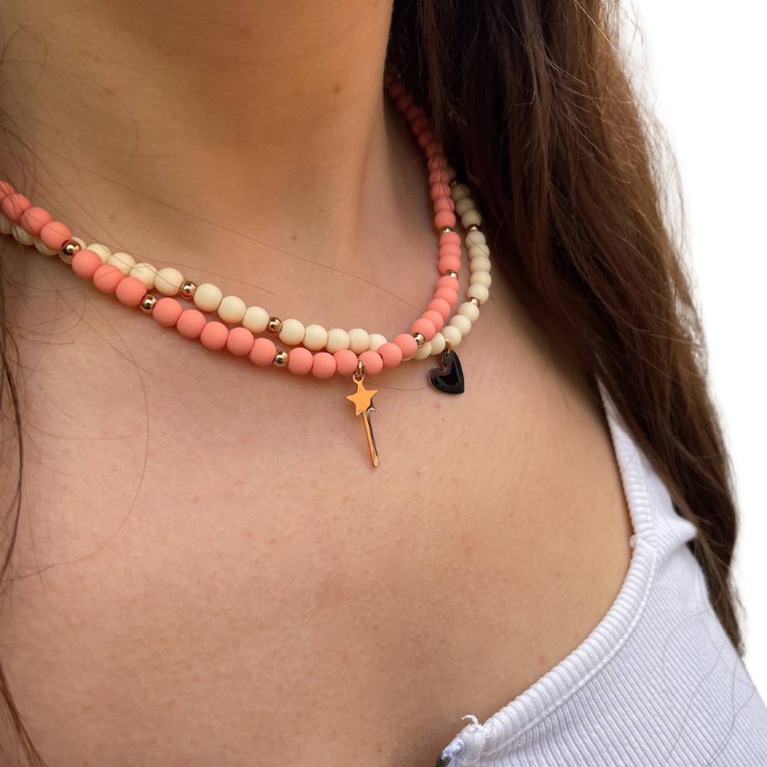 Collana con sfere colorate
