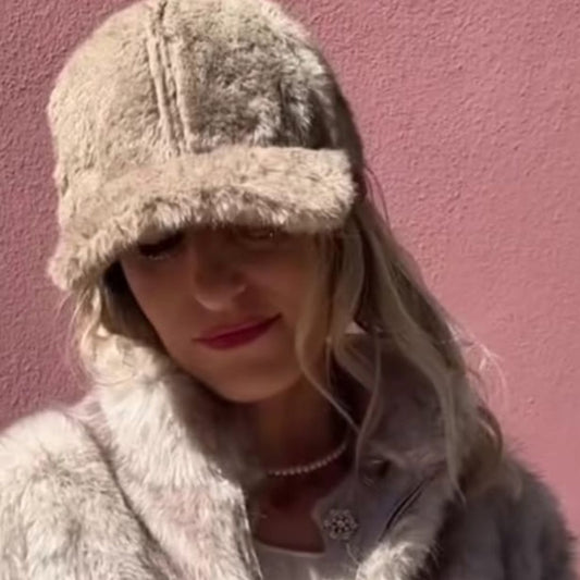 Cappello in eco pelliccia