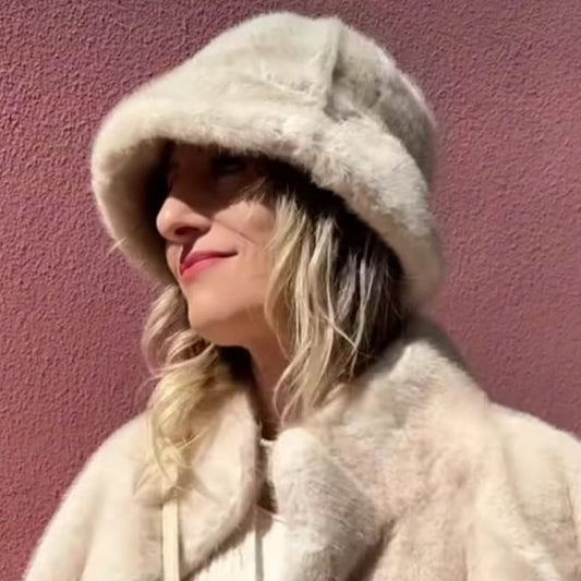 Cappello in eco pelliccia